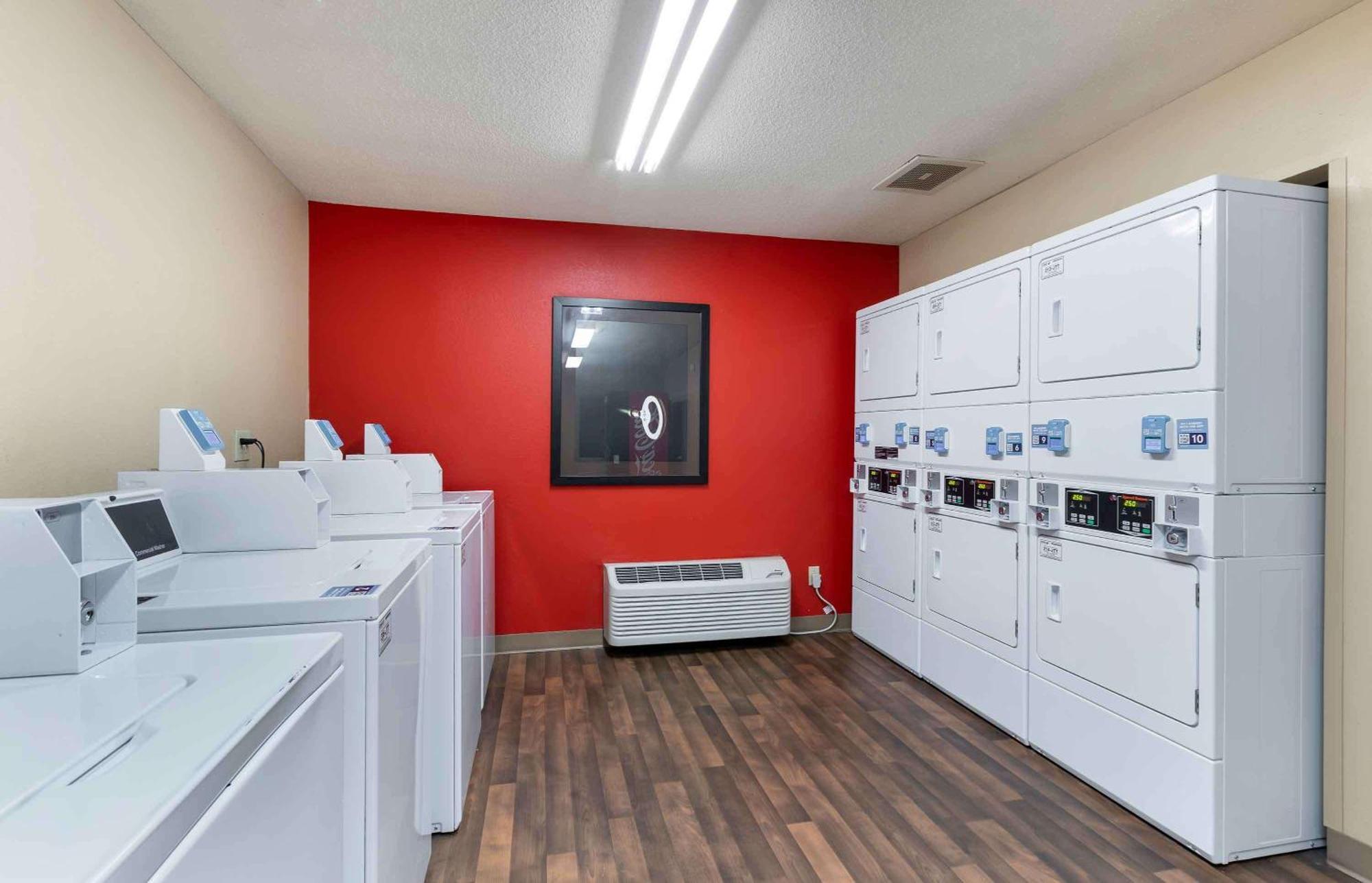 Extended Stay America Select Suites - Des Moines - Urbandale Clive Eksteriør billede